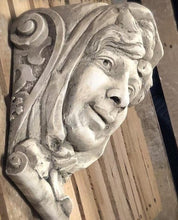 Load image into Gallery viewer, Bonnet Lady Face Wall Corbel King Collection #22076