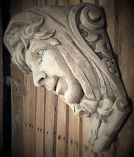 Load image into Gallery viewer, Bonnet Lady Face Wall Corbel King Collection #22076