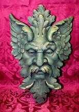 Load image into Gallery viewer, Michelangelo's "Florentine Man" wall plaque #10038