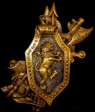 Load image into Gallery viewer, Britannic Shield Royal Lion Certer of crest Reproduction Old World Wall Decor