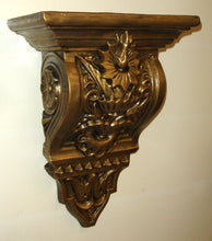 Load image into Gallery viewer, Royal Style Classical Wall Bracket Sconce French Flower Home Decor