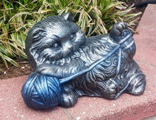 Load image into Gallery viewer, Cat Kitten Statue Playing with Yarn Ball Home Garden Decor Animal