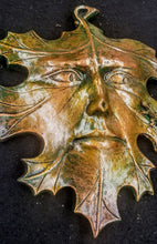 Load image into Gallery viewer, Green Man Leaf Face with Lizard Mythical Wall Plaque Home Garden Decor

