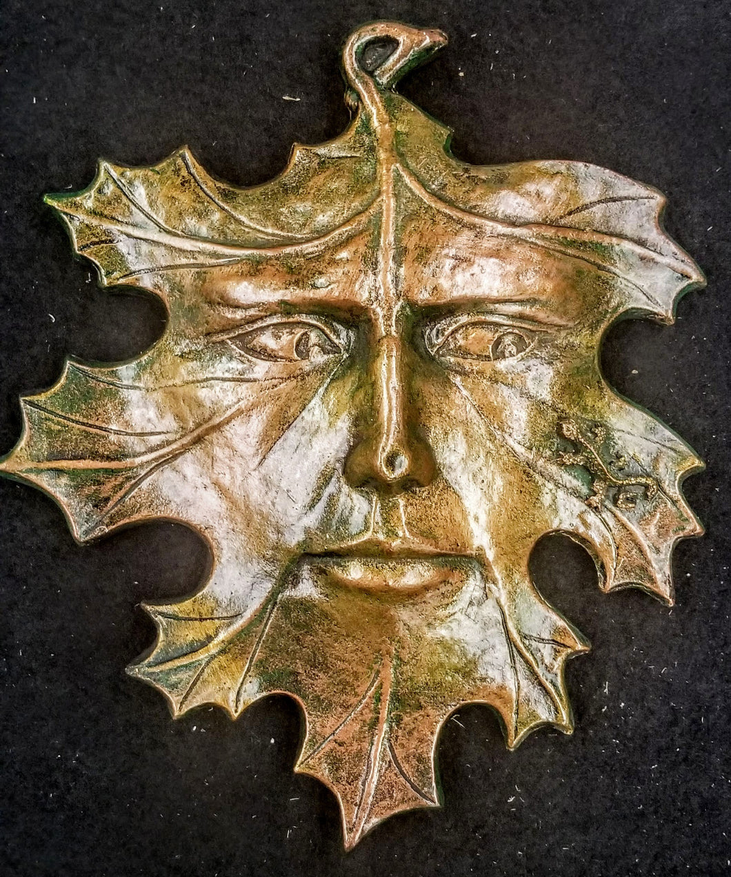 Green Man Leaf Face with Lizard Mythical Wall Plaque Home Garden Decor