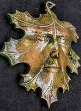 Load image into Gallery viewer, Green Man Leaf Face with Lizard Mythical Wall Plaque Home Garden Decor
