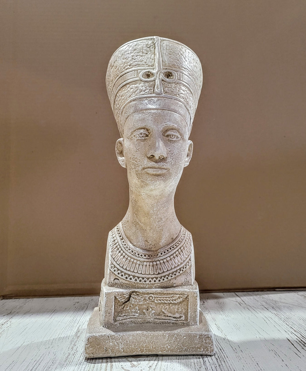 Statue of Egyptian Queen Nefertiti Vintage Sculpture