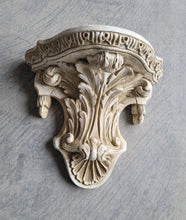 Load image into Gallery viewer, Acanthus leaf Tassel Wall Vintage Corbel #22046
